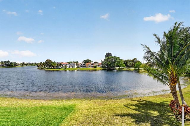 7753 Cedar Hurst Ct, Lake Worth, FL 33467