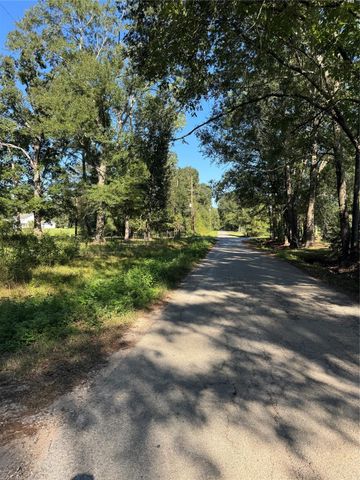 25087 Morton Road, Splendora, TX 77372