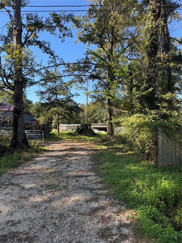 25087 Morton Road, Splendora, TX 77372