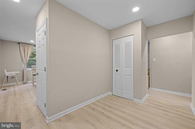 1 HAMILTON DR, Clementon, NJ 08021