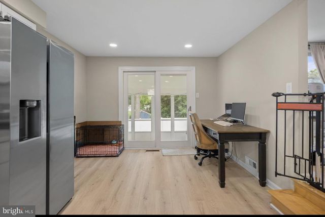 1 HAMILTON DR, Clementon, NJ 08021