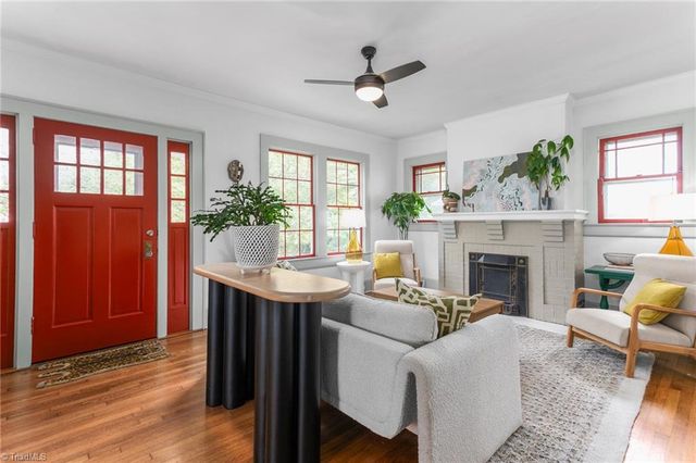 949 Hutton Street, Winston-salem, NC 27101