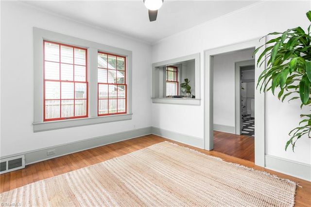 949 Hutton Street, Winston-salem, NC 27101