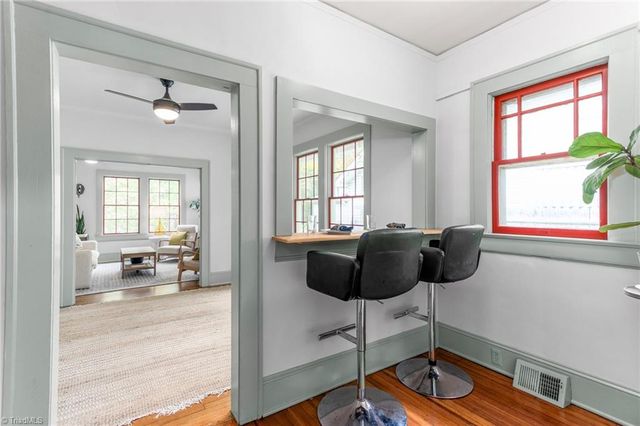949 Hutton Street, Winston-salem, NC 27101