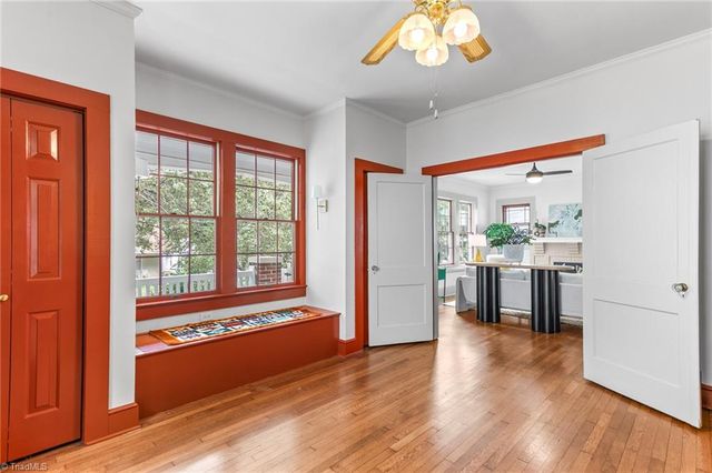 949 Hutton Street, Winston-salem, NC 27101