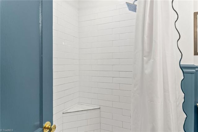 949 Hutton Street, Winston-salem, NC 27101