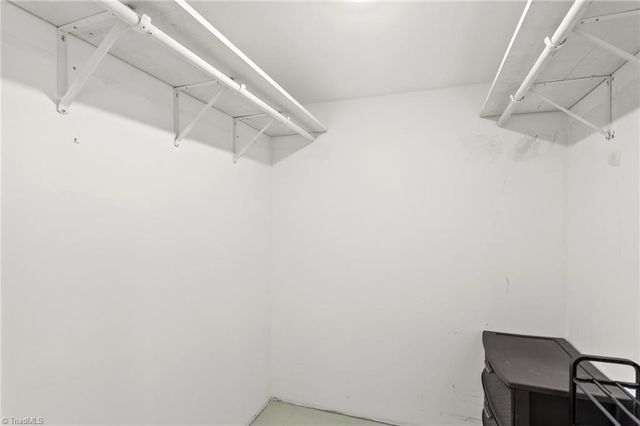 949 Hutton Street, Winston-salem, NC 27101