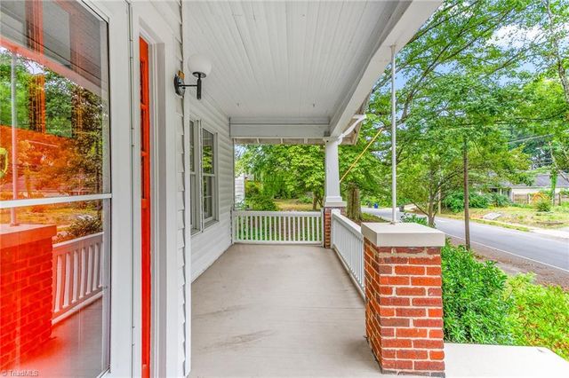 949 Hutton Street, Winston-salem, NC 27101