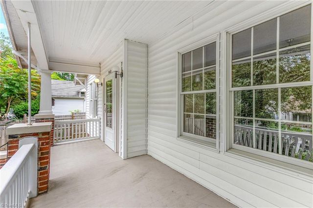 949 Hutton Street, Winston-salem, NC 27101