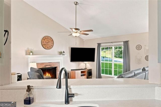 4929 Shallow Ridge Road NE, Kennesaw, GA 30144