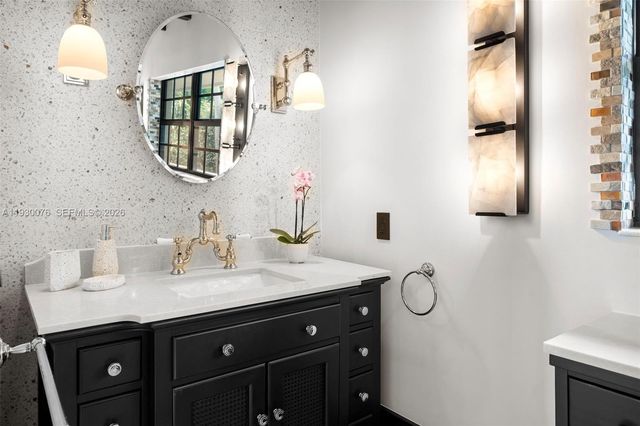 980 Belle Meade Island Dr, Miami, FL 33138