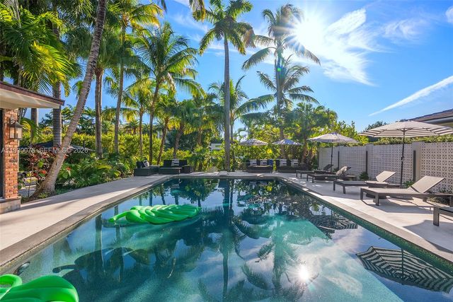 980 Belle Meade Island Dr, Miami, FL 33138