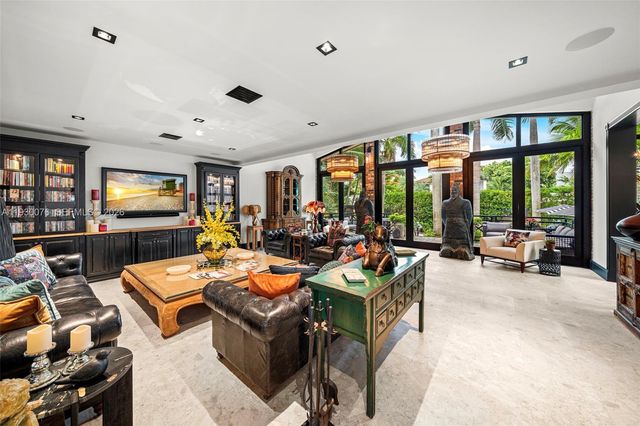 980 Belle Meade Island Dr, Miami, FL 33138