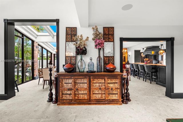 980 Belle Meade Island Dr, Miami, FL 33138