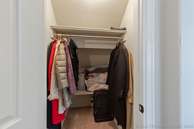 5104 W Birmingham Street, Broken Arrow, OK 74011