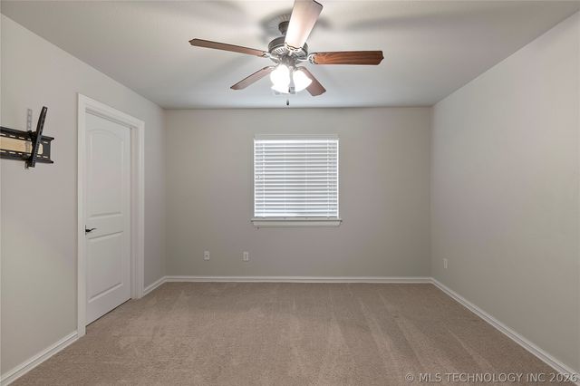 5104 W Birmingham Street, Broken Arrow, OK 74011