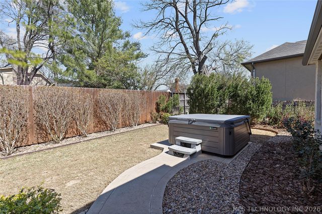 5104 W Birmingham Street, Broken Arrow, OK 74011