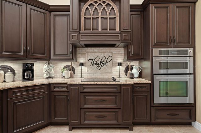 929 RIDGESIDE COURT, Apopka, FL 32712