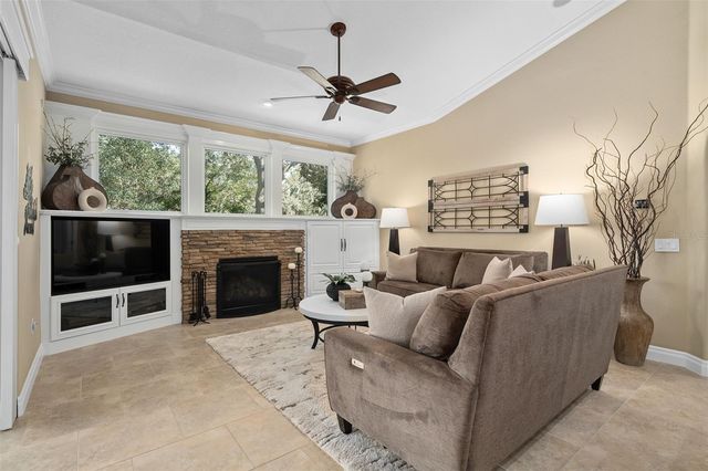 929 RIDGESIDE COURT, Apopka, FL 32712