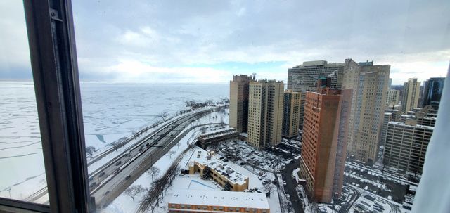 4800 S Chicago Beach Drive 2708S, Chicago, IL 60615