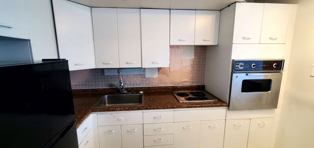 4800 S Chicago Beach Drive 2708S, Chicago, IL 60615