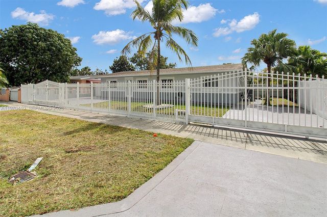 11740 SW 182nd Ter 1, Miami, FL 33177