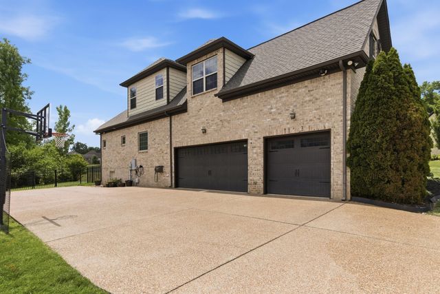 101 Corbin Ct, Nolensville, TN 37135