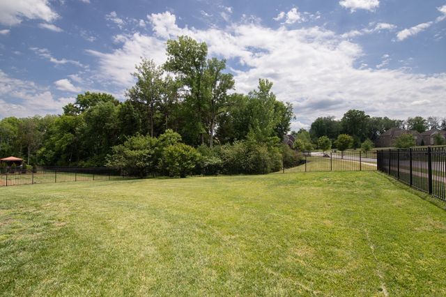 101 Corbin Ct, Nolensville, TN 37135