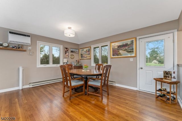 2 Mountain View Rd, Readington Twp., NJ 08889