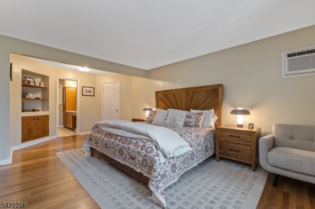 2 Mountain View Rd, Readington Twp., NJ 08889