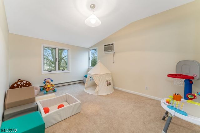 2 Mountain View Rd, Readington Twp., NJ 08889