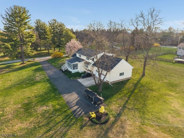 2 Mountain View Rd, Readington Twp., NJ 08889