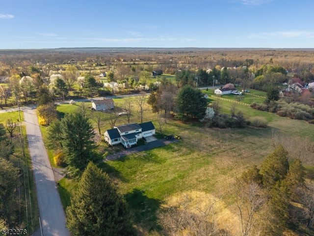 2 Mountain View Rd, Readington Twp., NJ 08889