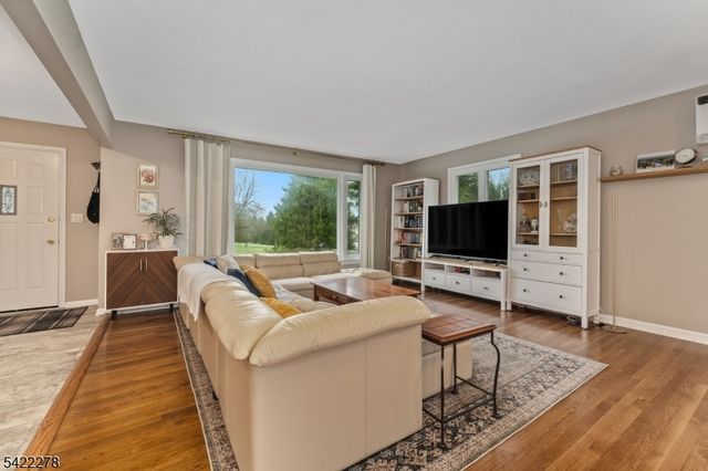 2 Mountain View Rd, Readington Twp., NJ 08889