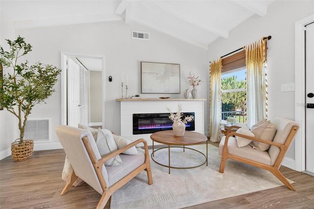 760 71ST AVENUE N, St Petersburg, FL 33702