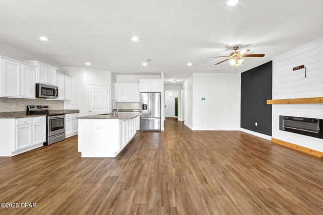 479 Eagle Lake Way, Panama City, FL 32404