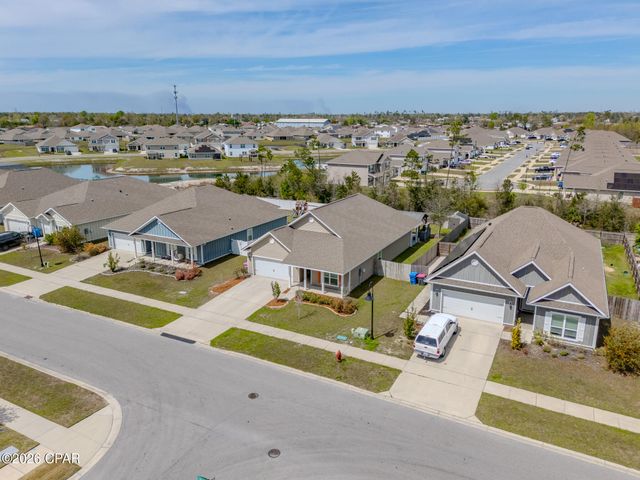 479 Eagle Lake Way, Panama City, FL 32404