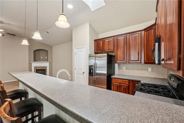 204 Oakleaf Drive, Acworth, GA 30102
