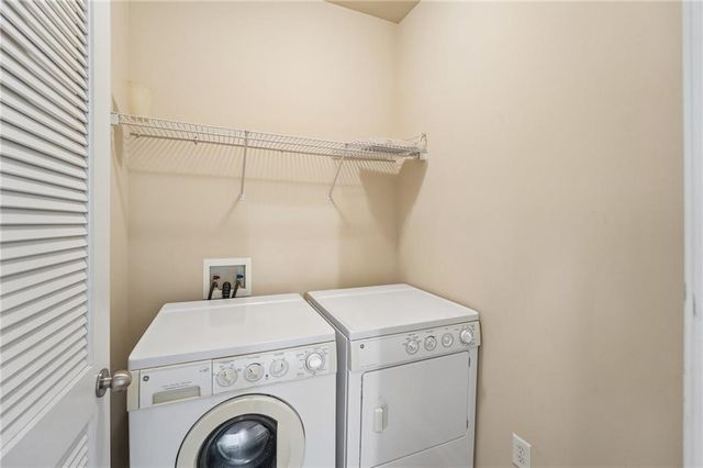 204 Oakleaf Drive, Acworth, GA 30102