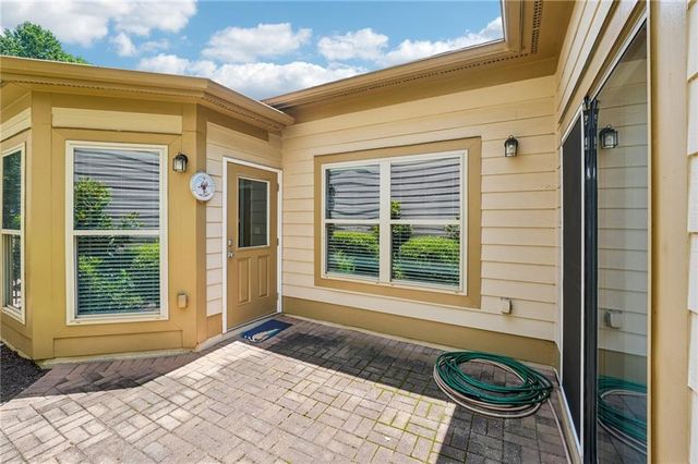 204 Oakleaf Drive, Acworth, GA 30102