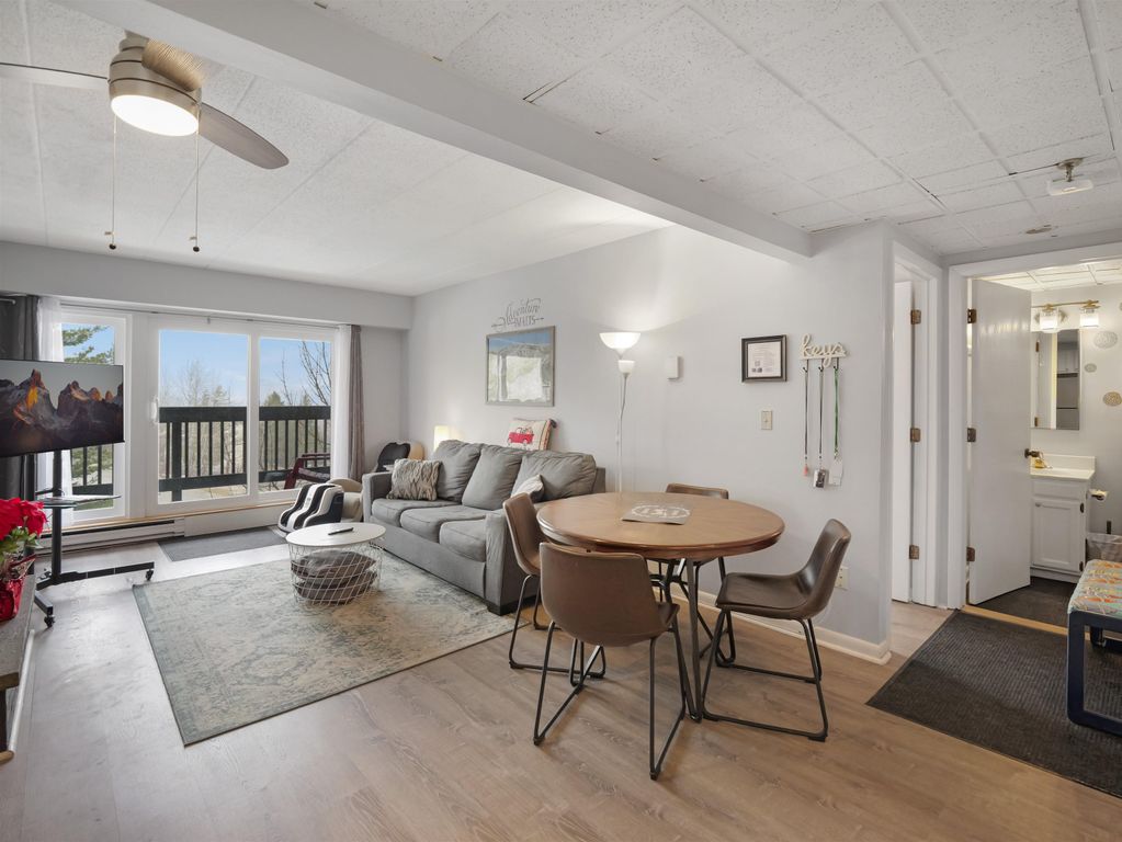 137 E Mountain Rd Unit 2D8, Killington, VT 05751