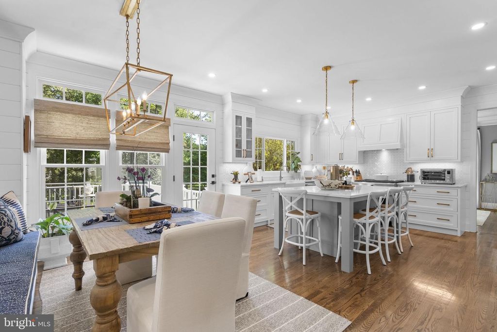 Image 20 of property listing at 4620 BRIGHTWOOD RD, Olney, MD 20832