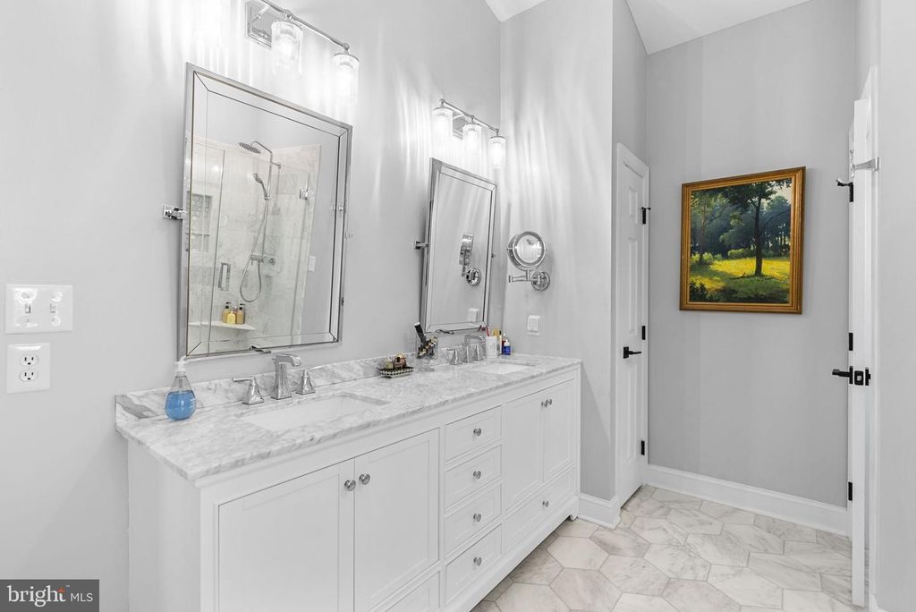 Image 36 of property listing at 4620 BRIGHTWOOD RD, Olney, MD 20832