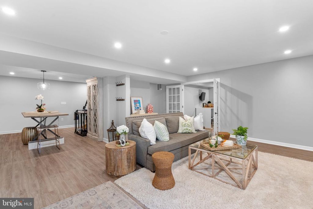 Image 52 of property listing at 4620 BRIGHTWOOD RD, Olney, MD 20832