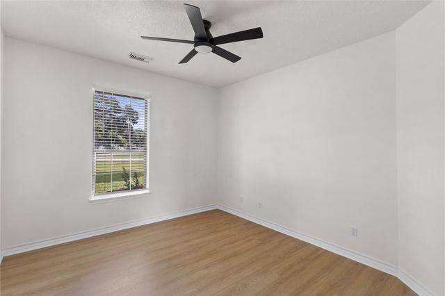 5502 Gum St, Crosby, TX 77532