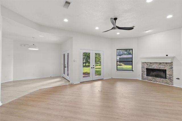 5502 Gum St, Crosby, TX 77532