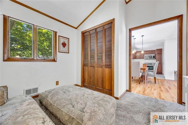 32 Bucknell Road, Old Bridge, NJ 08859