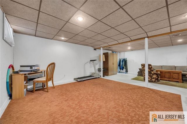 32 Bucknell Road, Old Bridge, NJ 08859