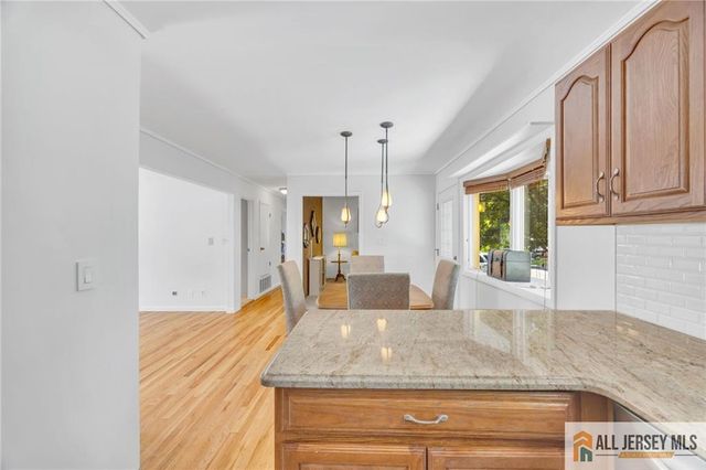 32 Bucknell Road, Old Bridge, NJ 08859