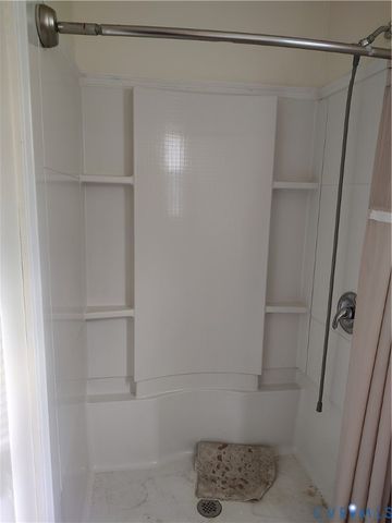 1892 York River Rd, Shacklefords, VA 23156